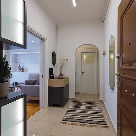 A Unique Apartment In The Historical Center-3Bds Athen Exterior foto
