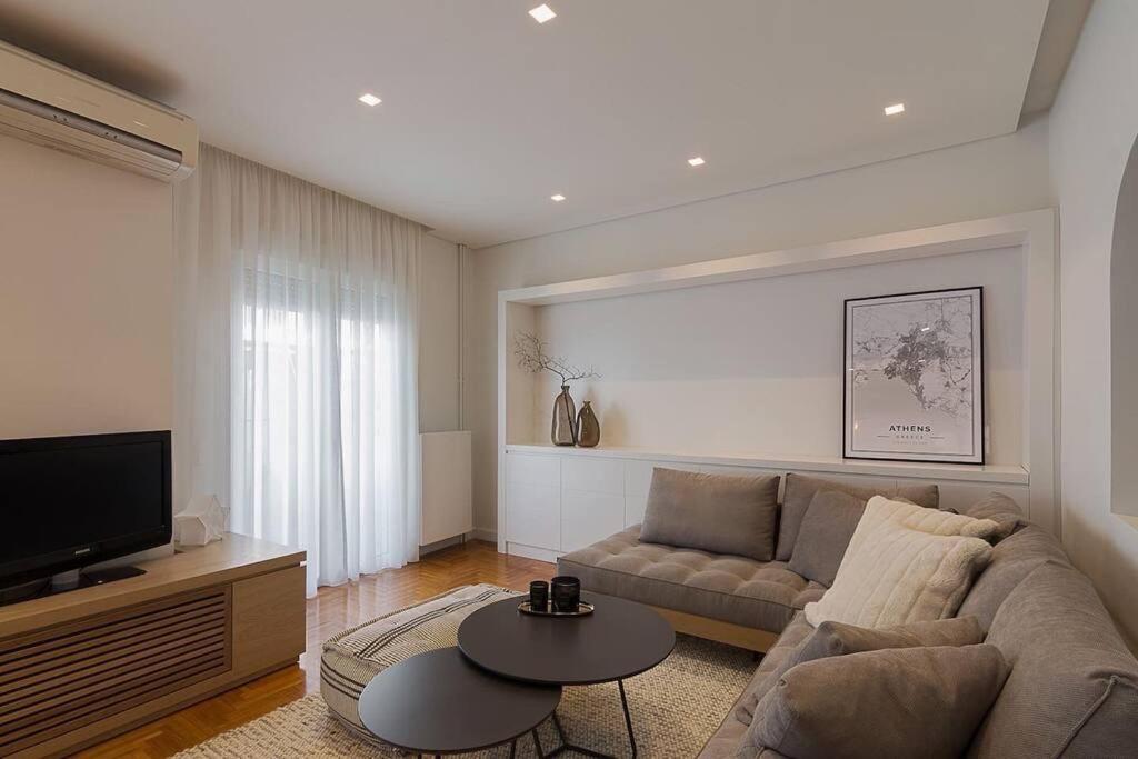 A Unique In The Historical Center-3bds Apartment Athen